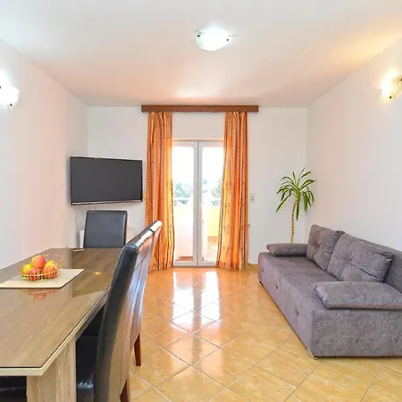 Apartment Fuer 6 Personen Ca 52 Qm In Pula, Istrien Istrische Riviera